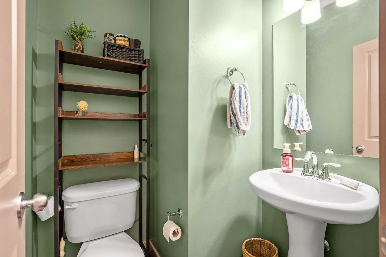 77 Elgin Meadows Manor SE