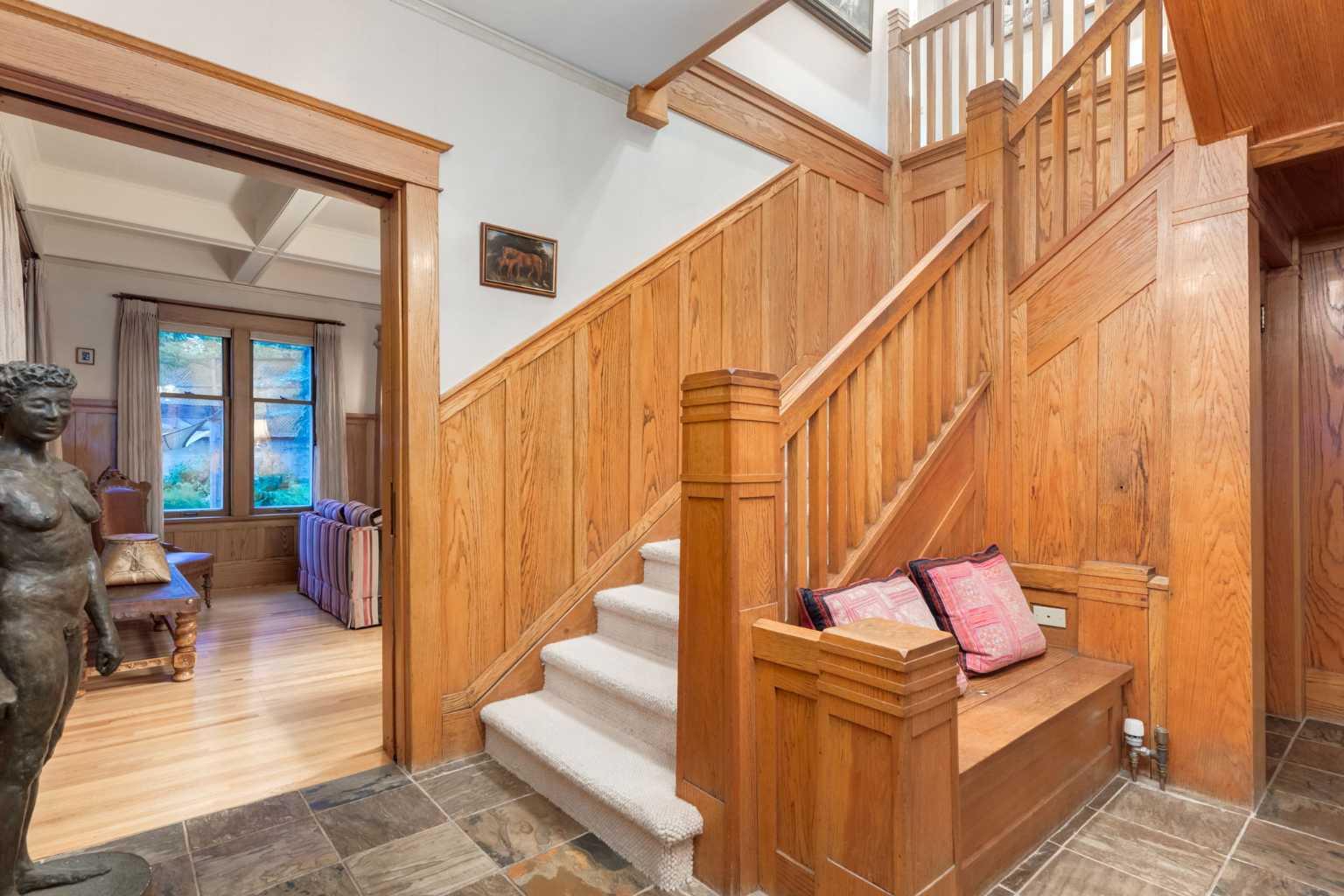 2209 Carleton Street SW