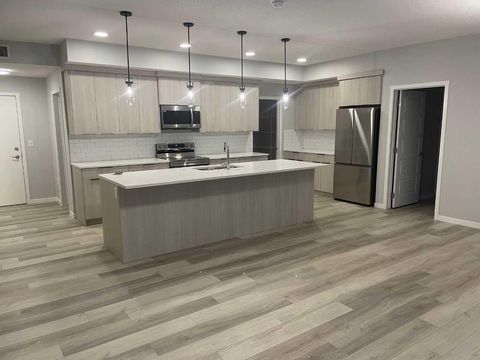 Photo of 40 Carrington Plaza NW #210, Calgary, AB T3P 1X7 (MLS # A2322898)