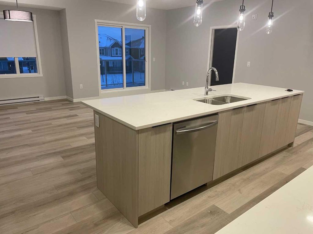Photo of 40 Carrington Plaza NW #210, Calgary, AB T3P 1X7 (MLS # A2322898)