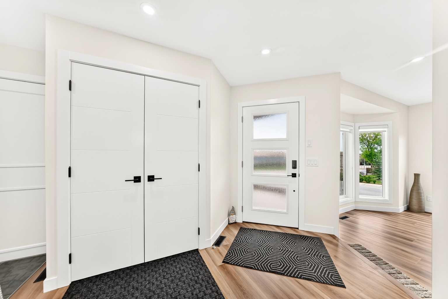 112 Christie Park Manor SW