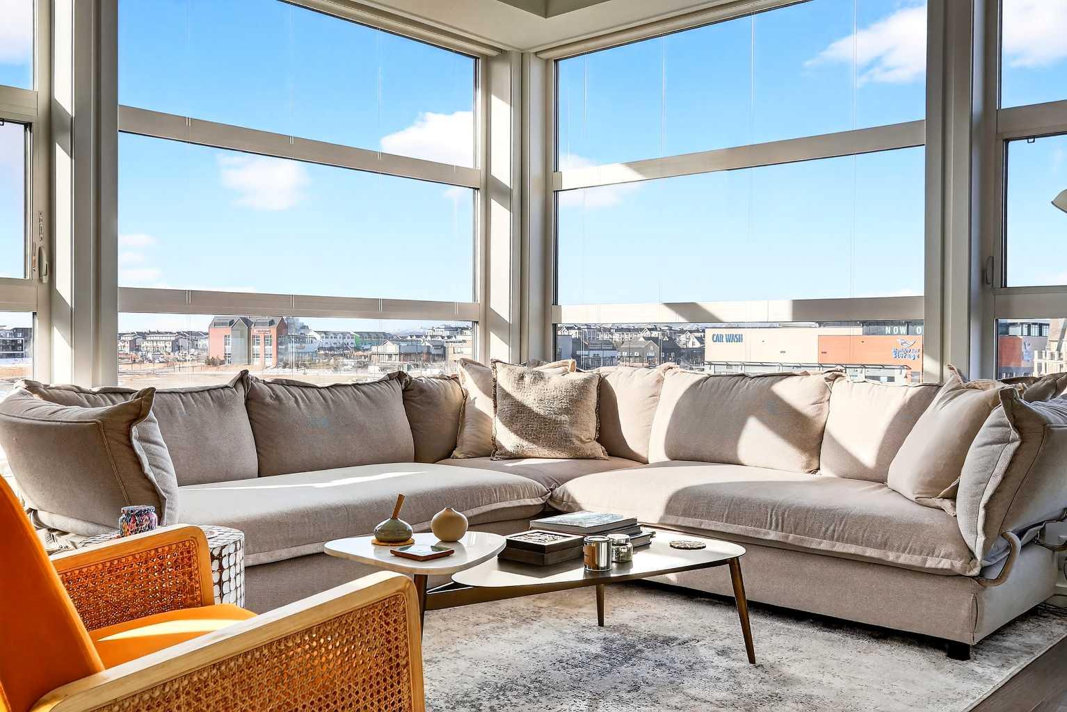 122 Mahogany Centre SE 501