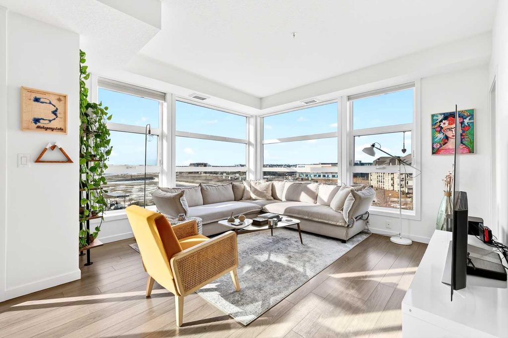 Photo of 122 Mahogany Centre SE #501, Calgary, AB T3M 2Y1 (MLS # A2291840)