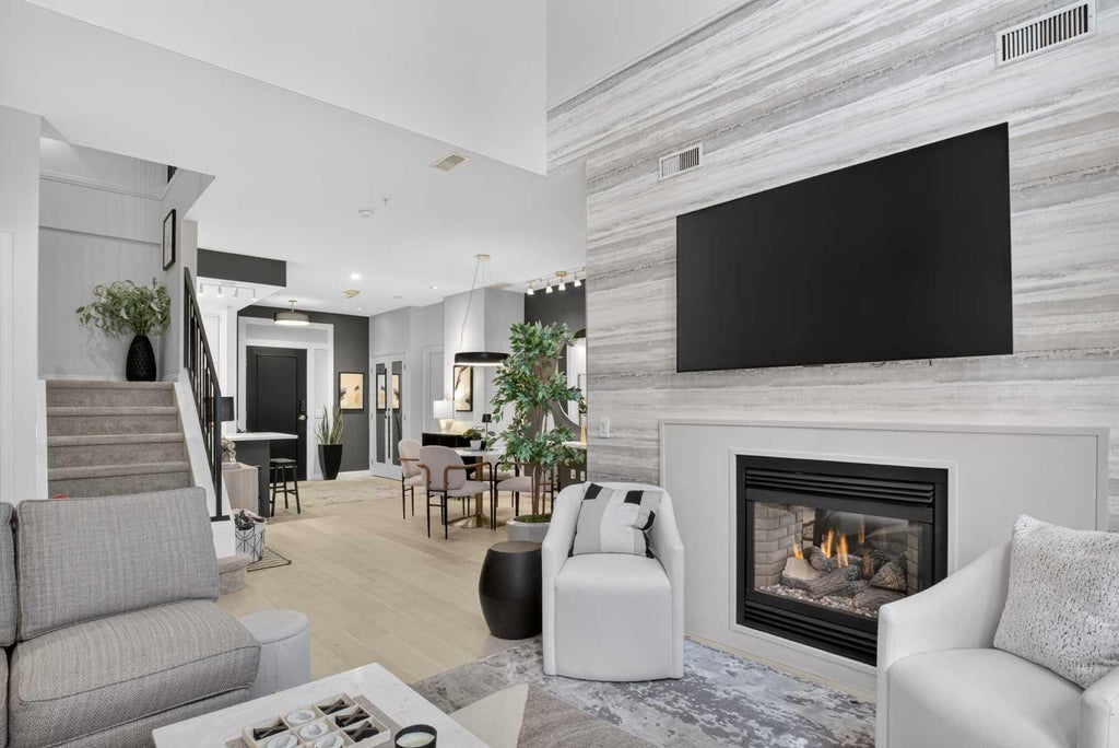 Photo of 638 11 Avenue SW #311, Calgary, AB T2R 0E2 (MLS # A2340708)