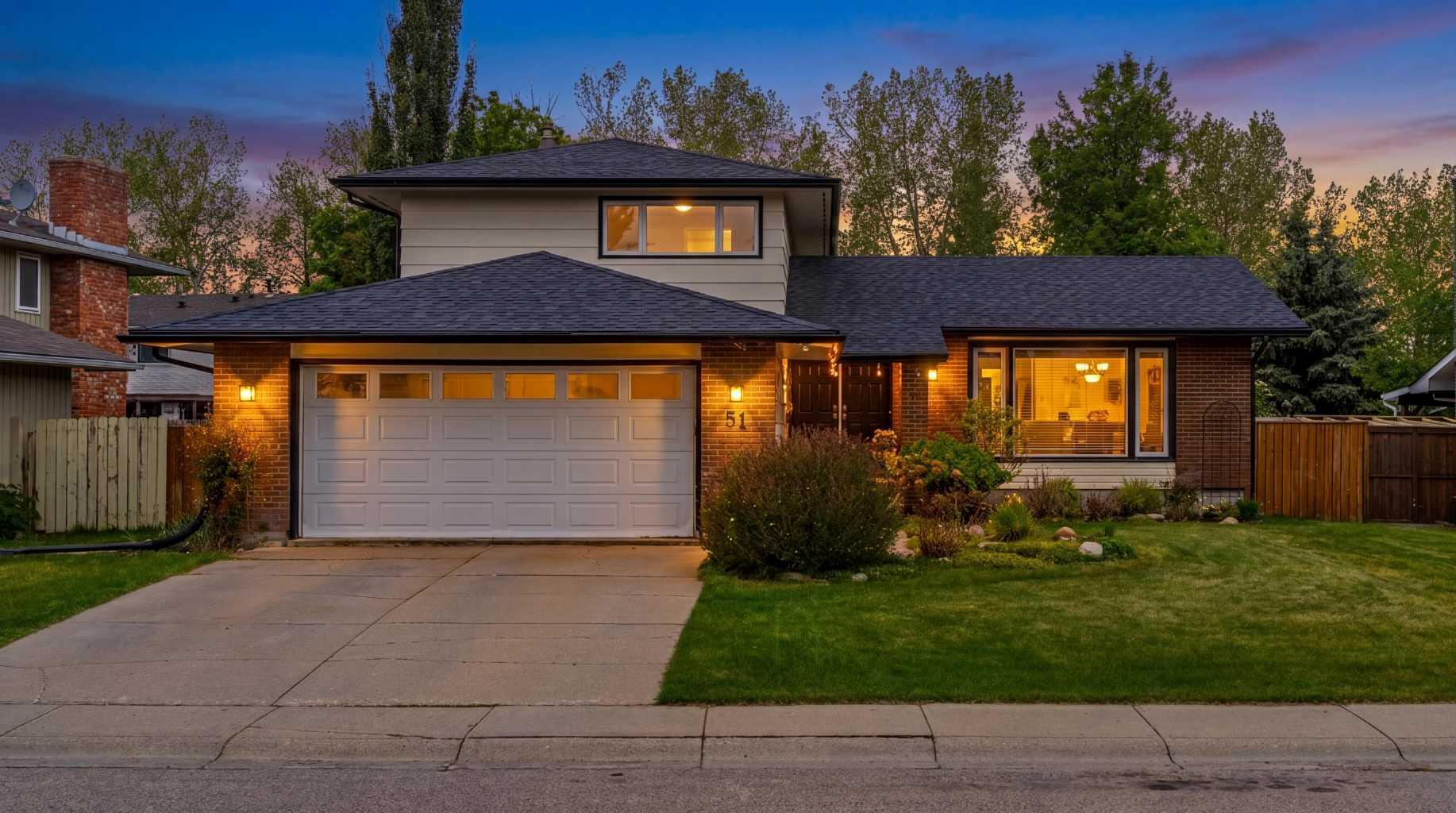 51 Midvalley Crescent SE