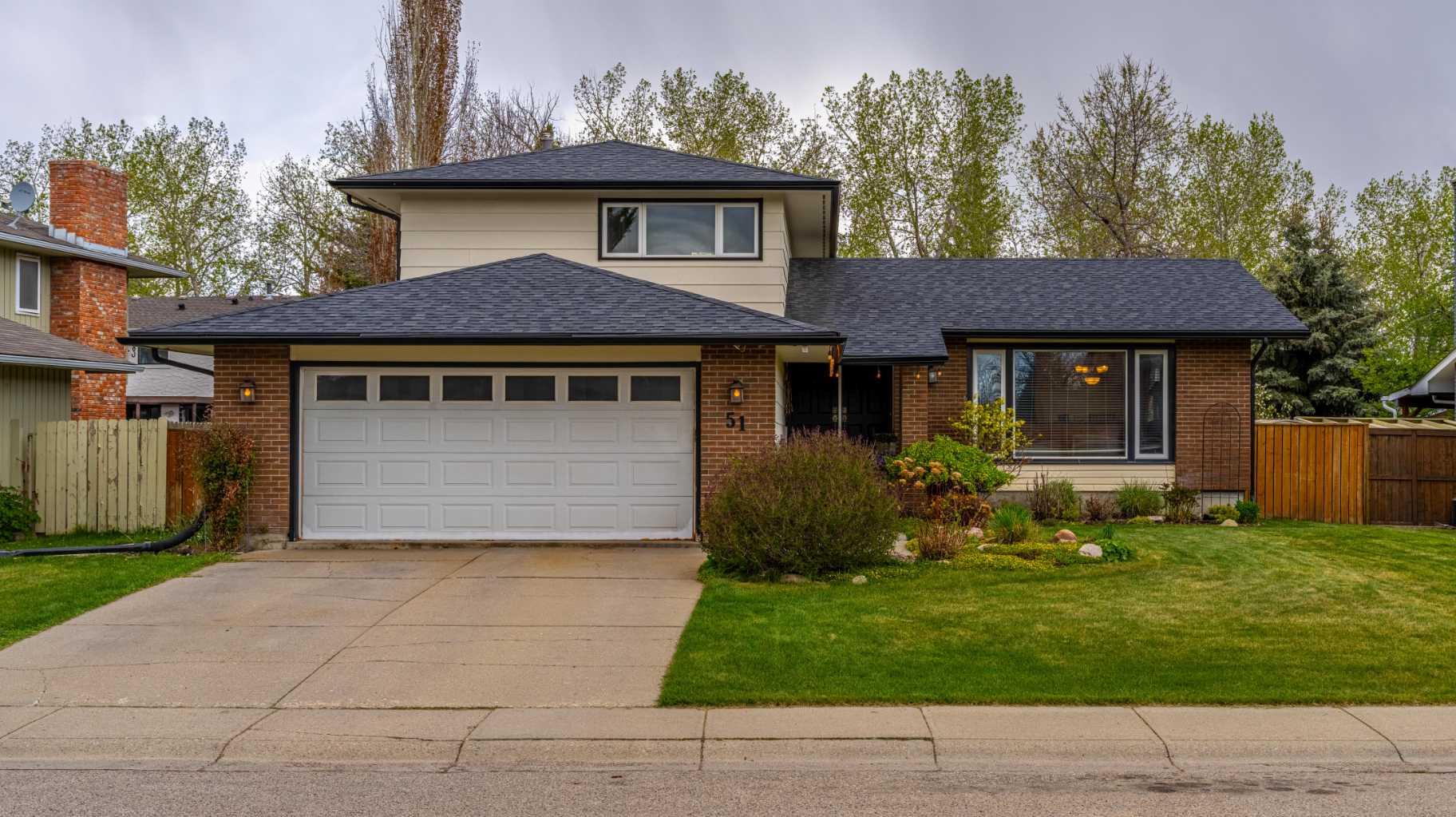 51 Midvalley Crescent SE