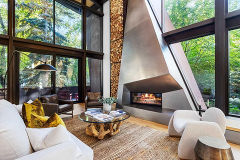 1308 Montreal Avenue SW Calgary AB T2T 0Z6