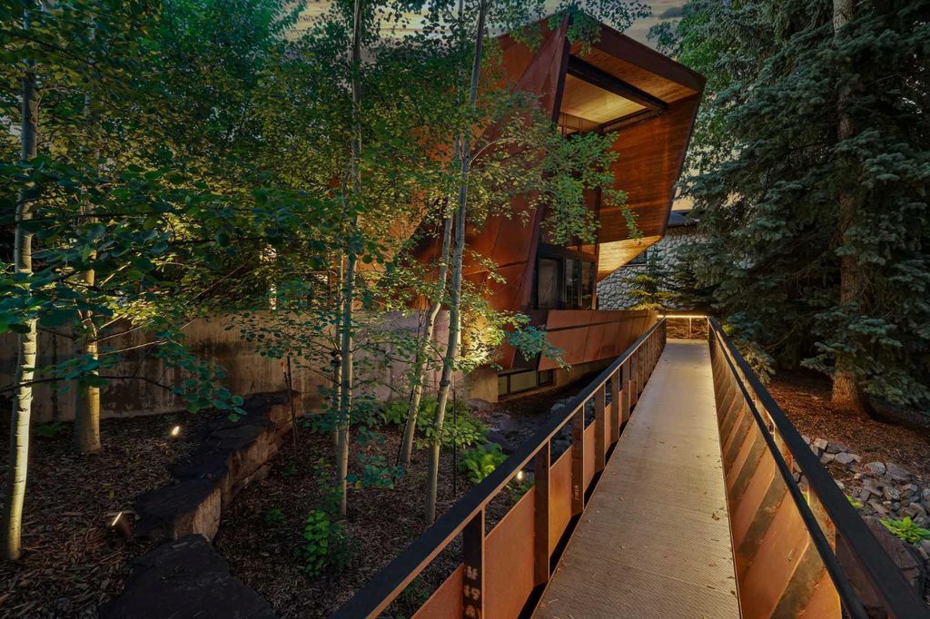 Photo of 1308 Montreal Avenue SW, Calgary, AB T2T 0Z6 (MLS # A2255661)