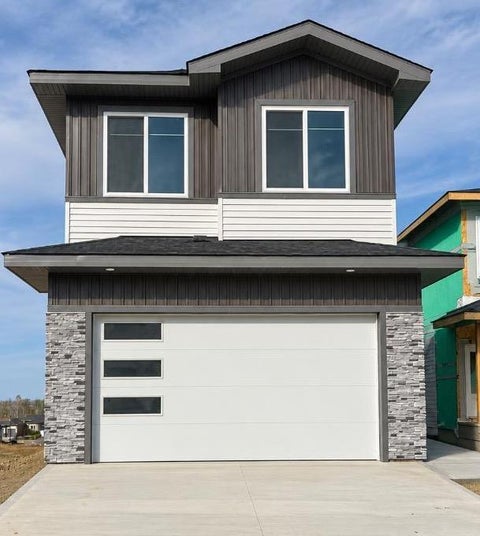 Photo of 15 VINCENT Gate, Sylvan Lake, AB T4S 0V7 (MLS # A2347730)