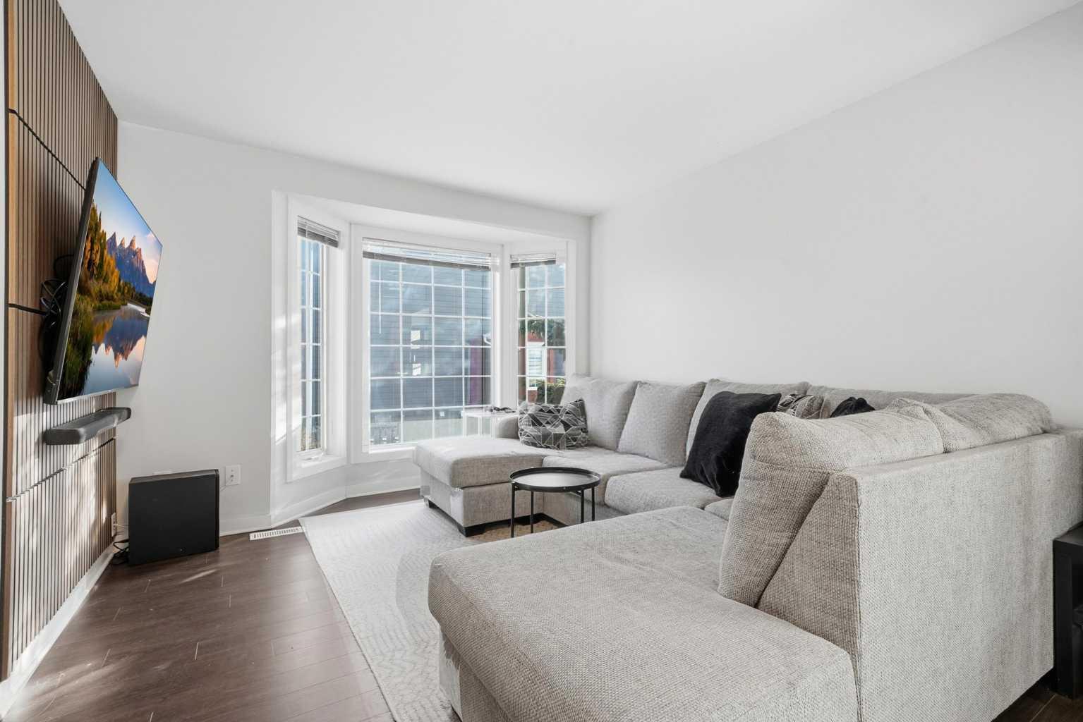 76 Abberfield Court NE