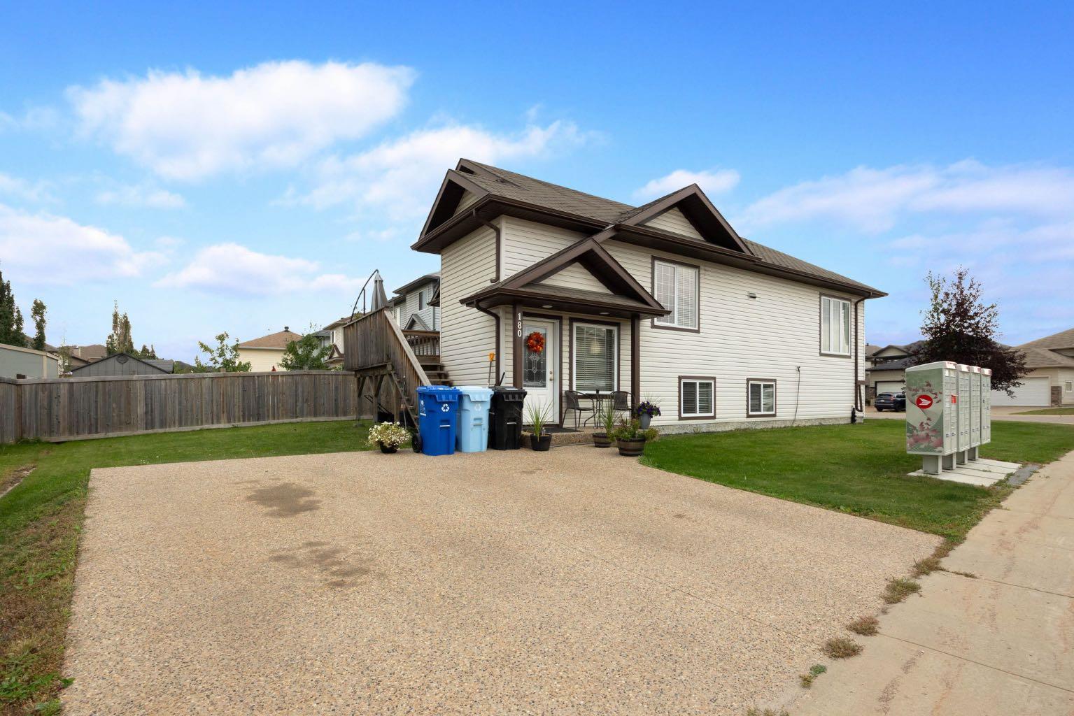180 Mountain Avens Crescent