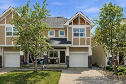 Photo of 54 Wentworth Common SW, Calgary, AB T3H 5V3 (MLS # A2297951)
