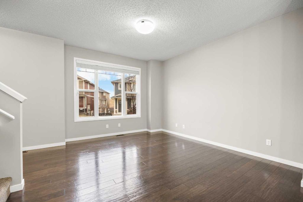 Photo of 221 Panatella Walk NW, Calgary, AB T3K 0Z3 (MLS # A2284527)