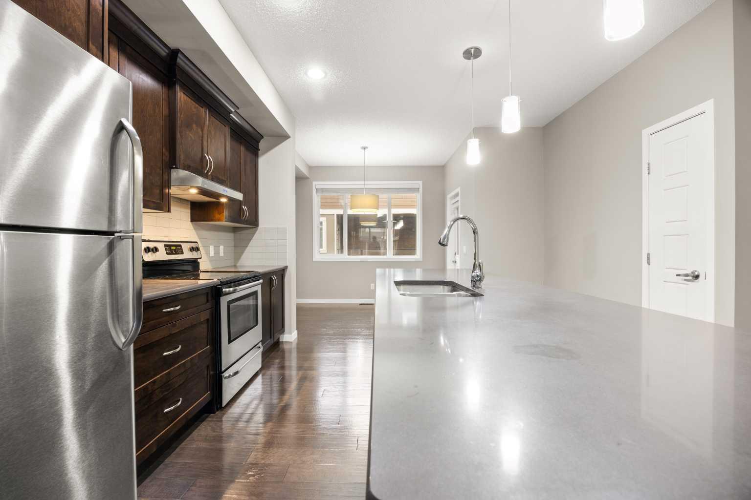 221 Panatella Walk NW