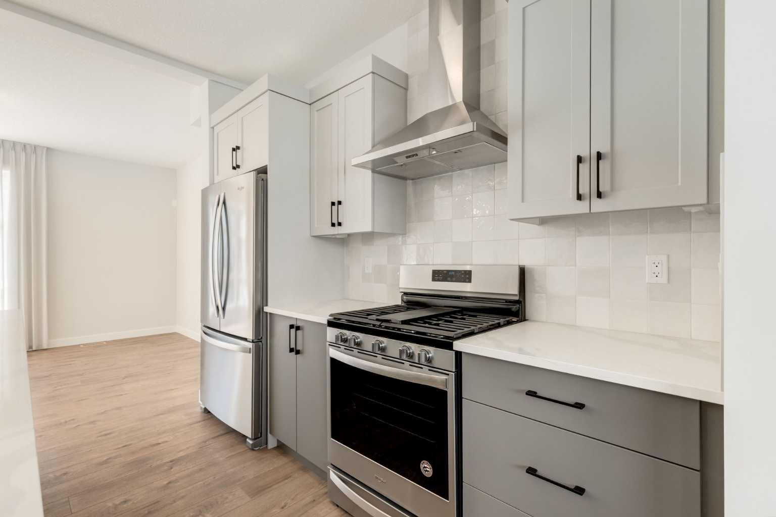 121 Walden Lane SE