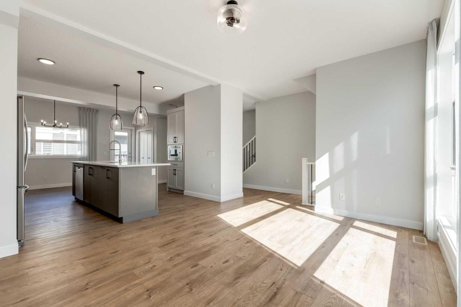 121 Walden Lane SE