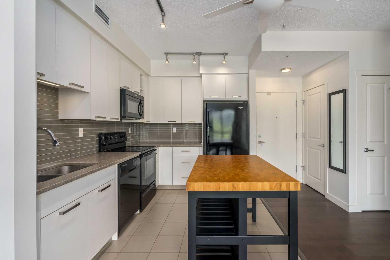 175 Silverado Boulevard SW 3210