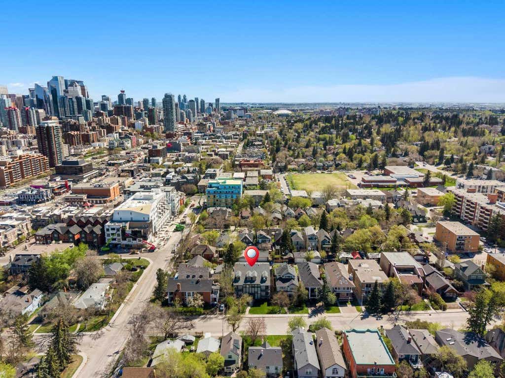Photo of 2110 15 Street SW #7, Calgary, AB T2T 3Y8 (MLS # A2326992)