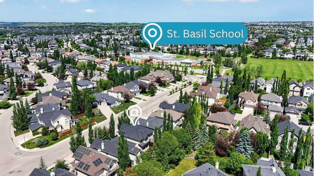 Photo of 40 Tuscany Glen Road NW, Calgary, AB T3L 2T7 (MLS # A2327792)