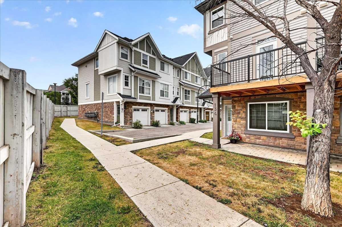 134 New Brighton Landing SE