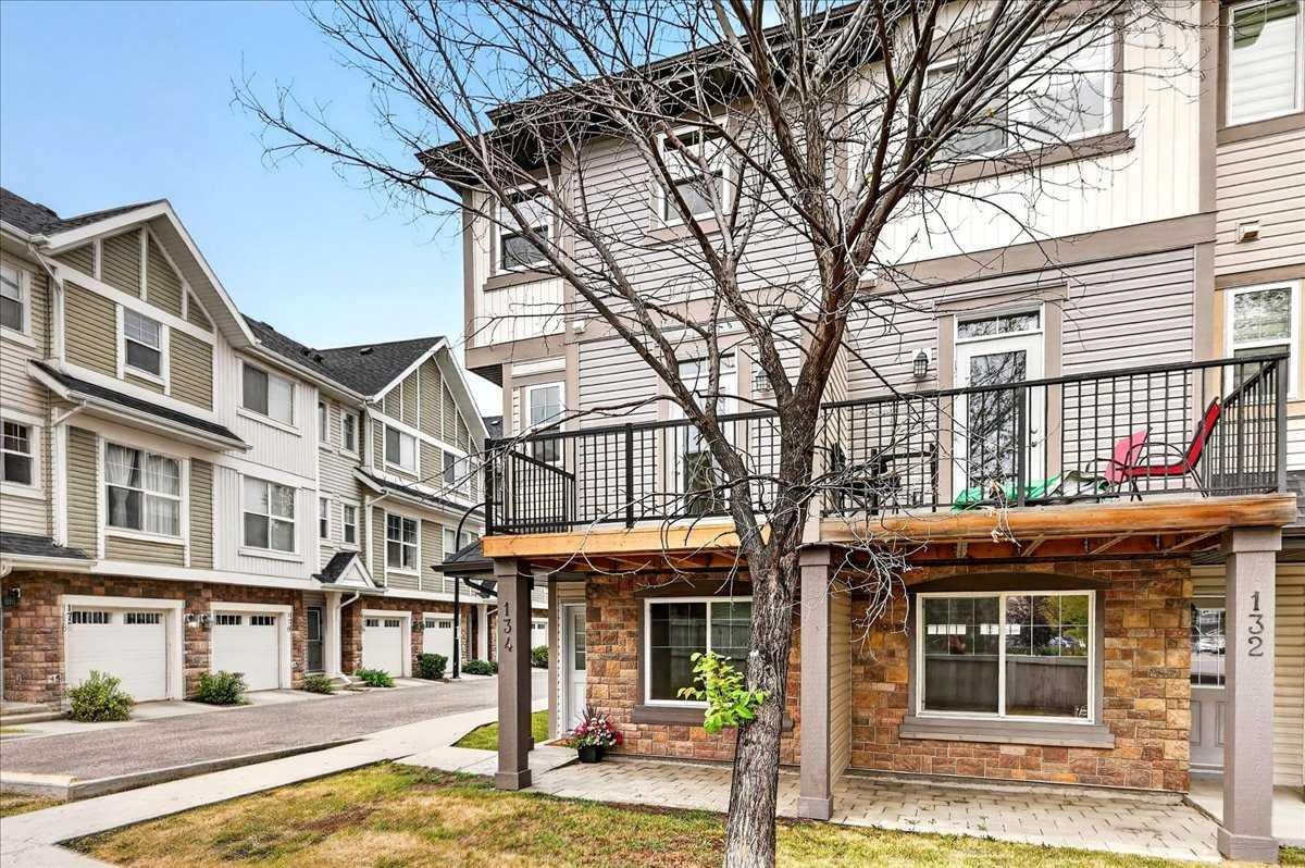 134 New Brighton Landing SE