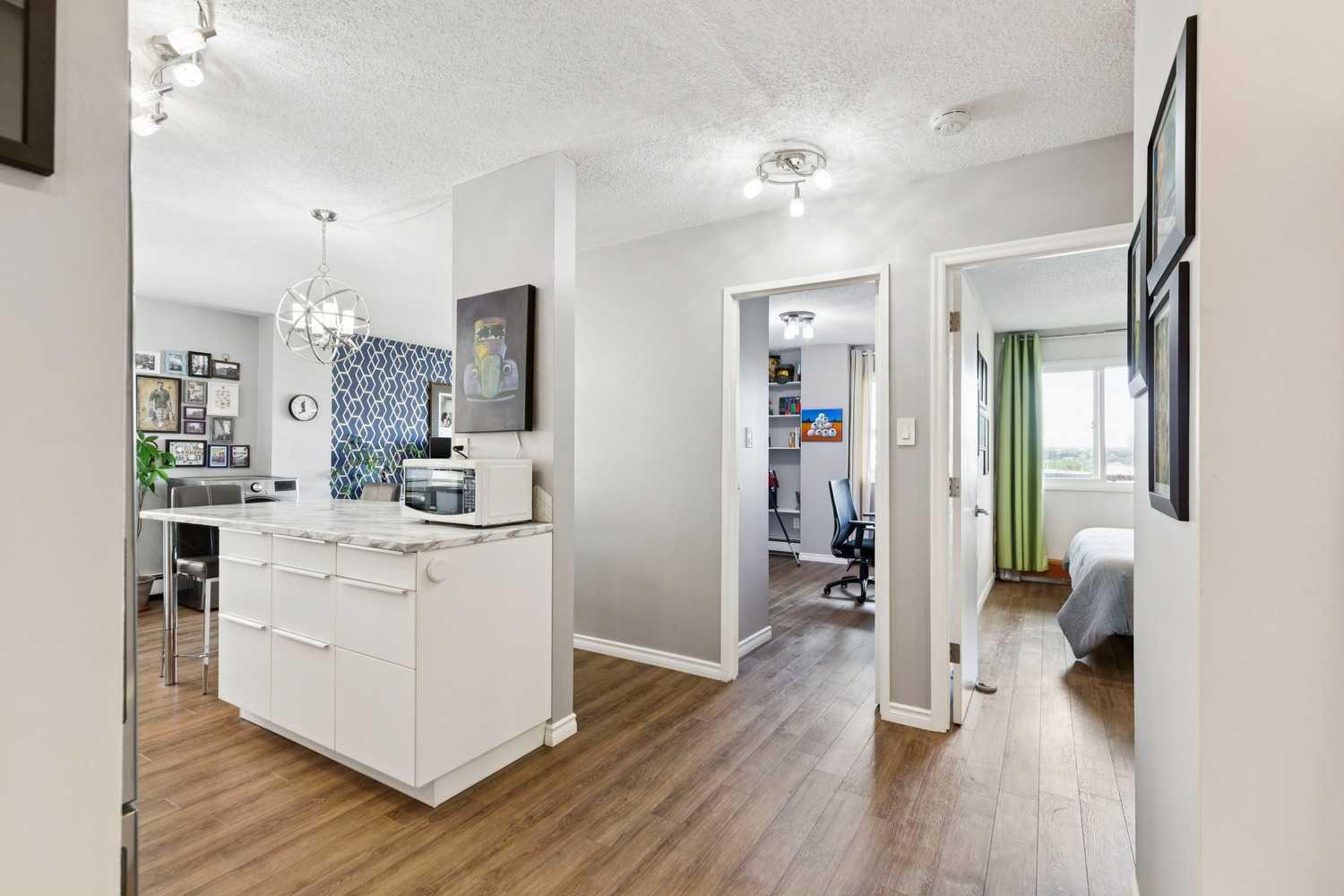 1320 12 Avenue SW 607
