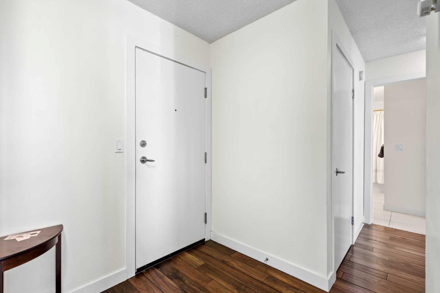 4455C Greenview Drive NE 403