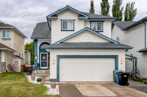 1121 Sierra Morena Court SW Calgary AB T3H 3N1