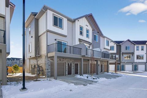 Photo of 2231 81 Street SW #142, Calgary, AB T3H 3V8 (MLS # A2289028)