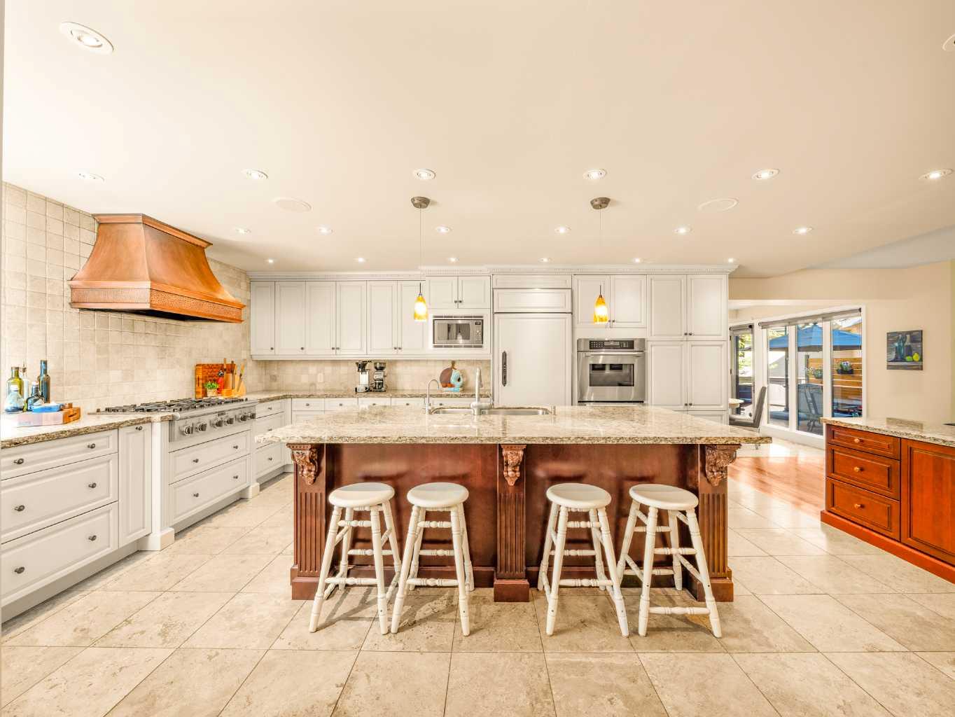 2716 Carleton Street SW