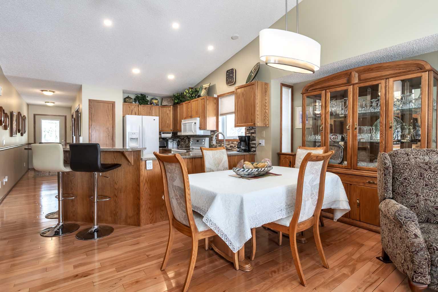 912 Riverside Drive NW