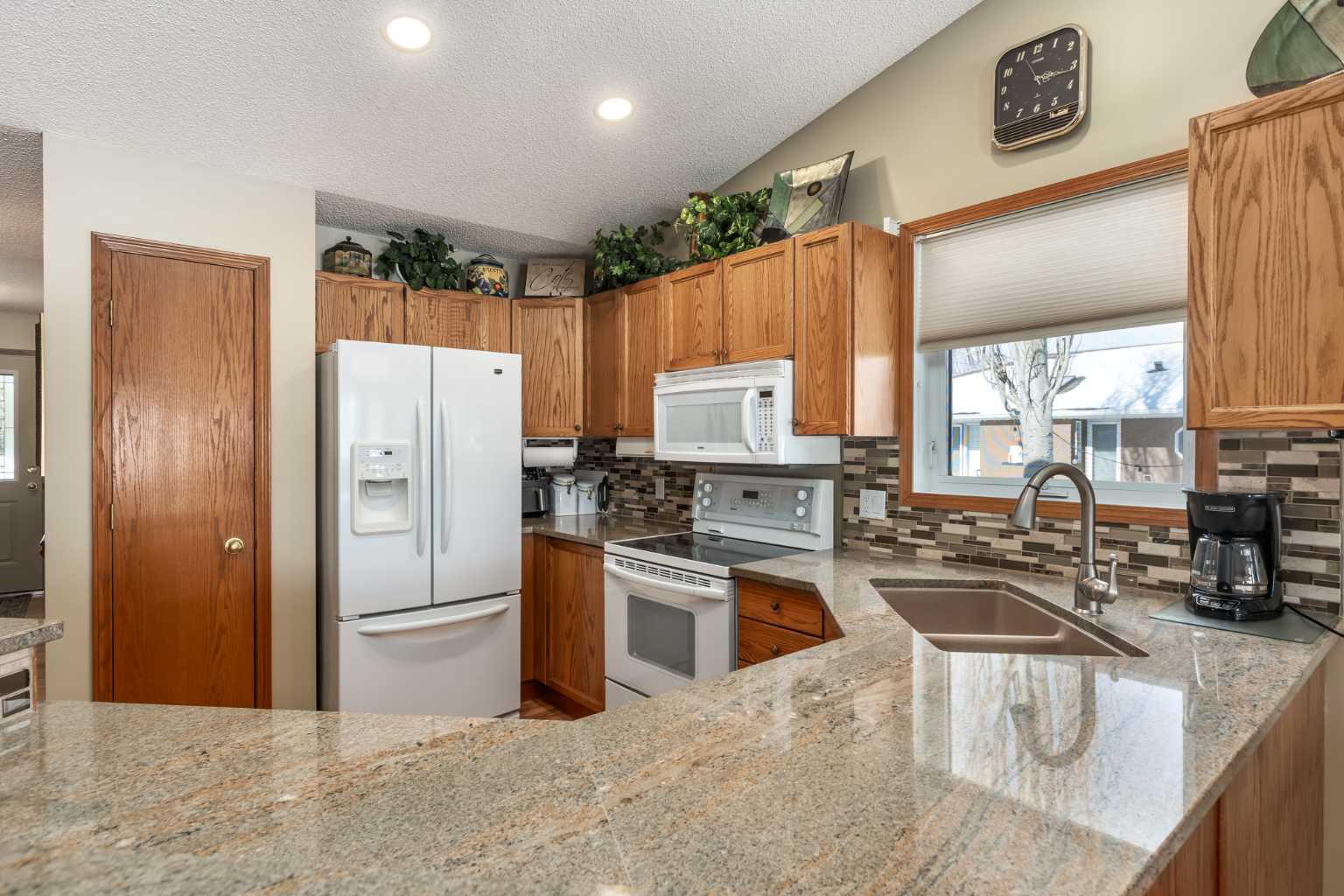 912 Riverside Drive NW