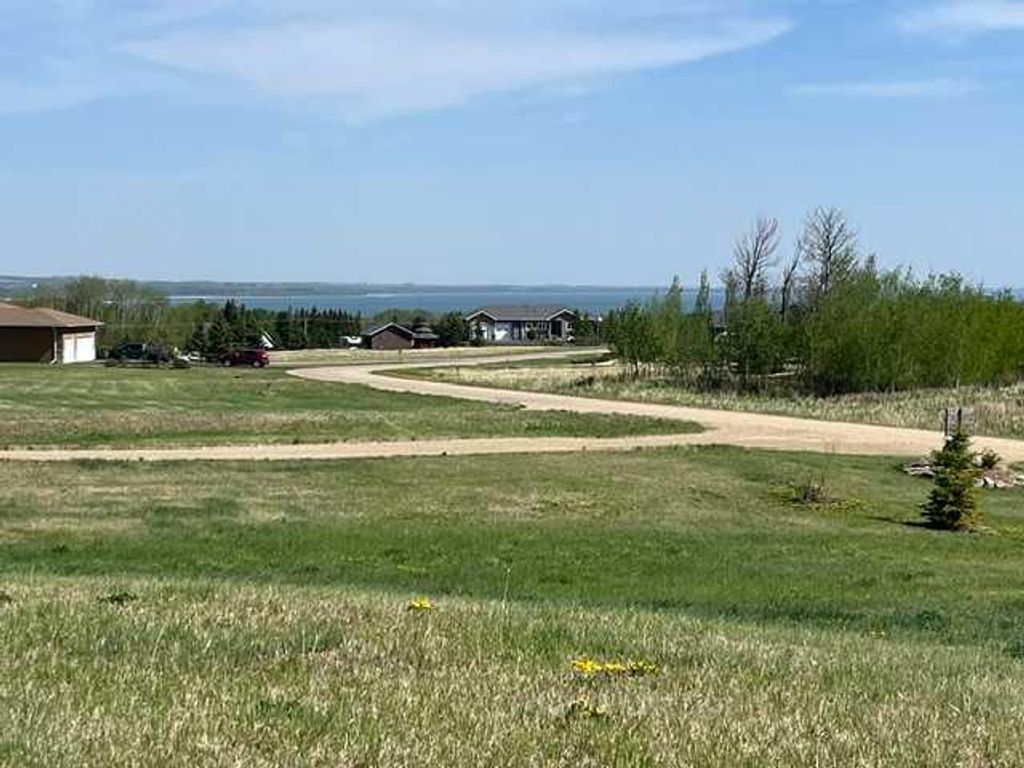 Photo of 36 Bruhn Bend, Rural Ponoka County, AB T0C 2J0 (MLS # A2315108)