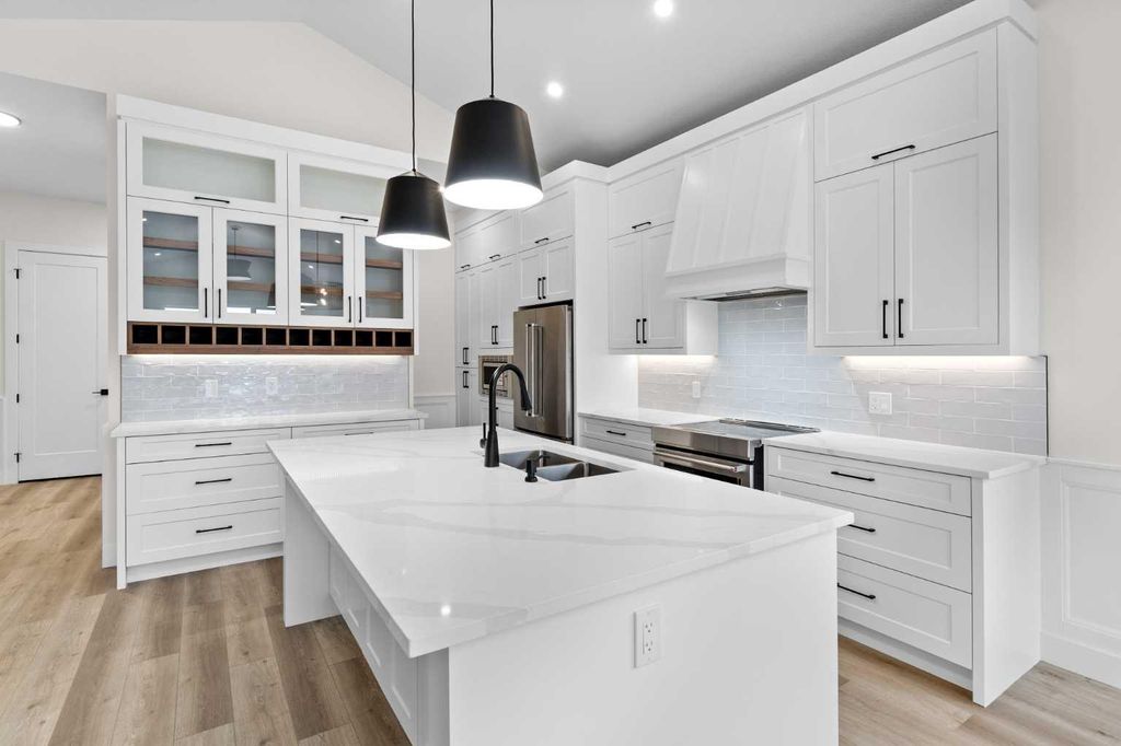 Photo of 622 Mandalay Boulevard, Carstairs, AB T0M 0N0 (MLS # A2310607)