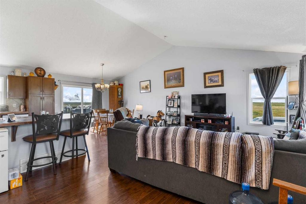 Photo of 181031 RR 255, Rural Vulcan County, AB T0L 0L0 (MLS # A2330582)