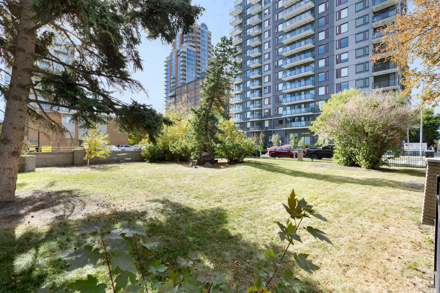 733 14 Avenue SW 403