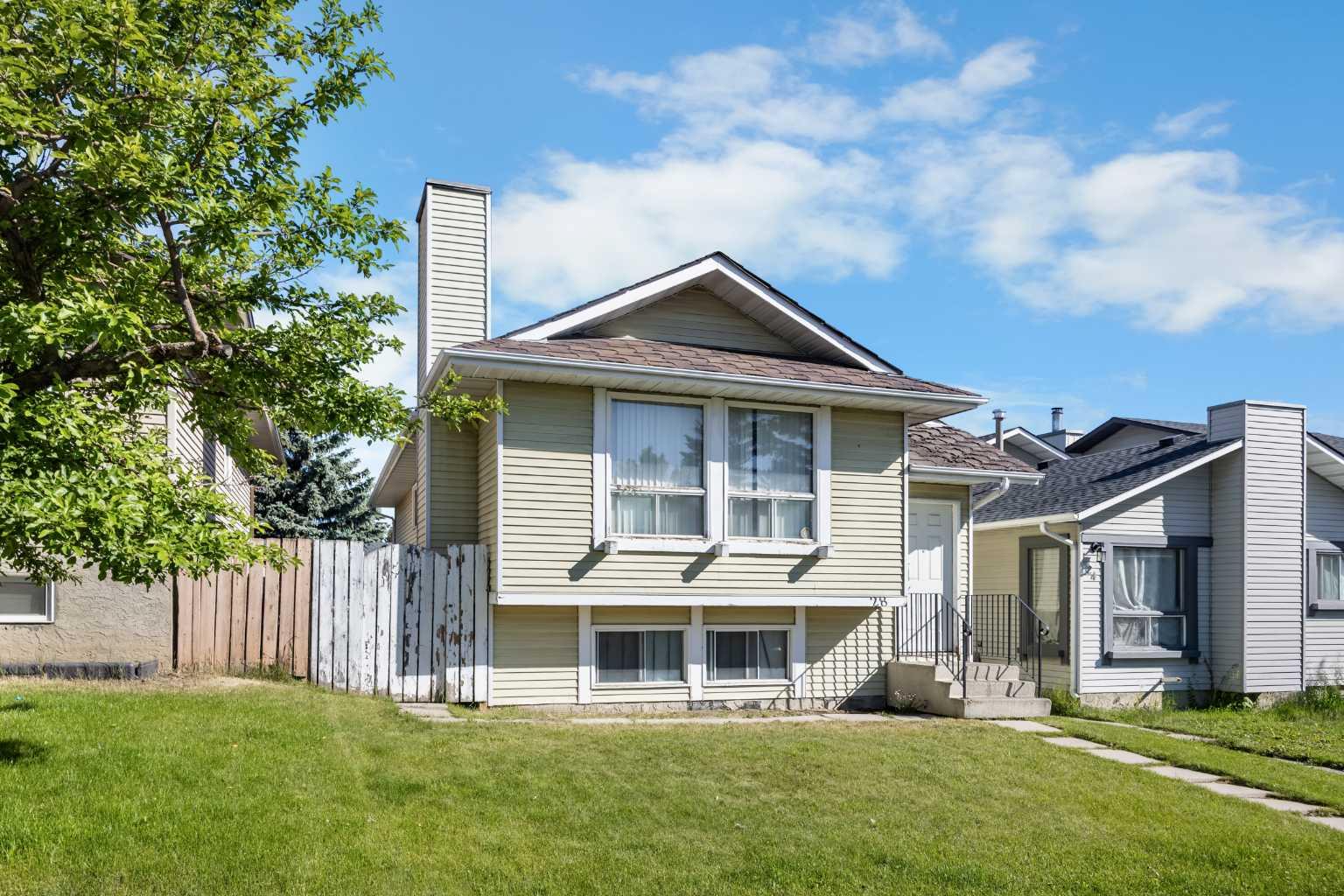 28 Sandstone Hill NW