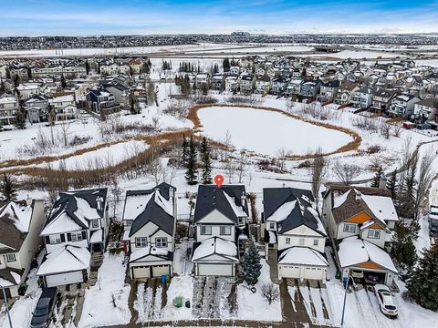 15 Copperfield Close SE Calgary AB T2Z 4L2