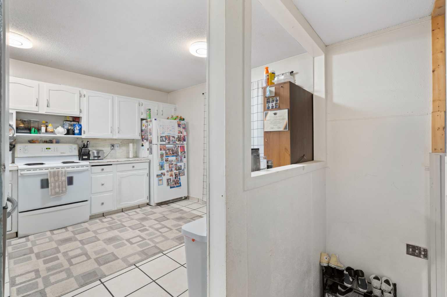 3212 Dover Crescent SE