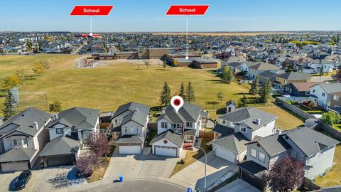 77 Taralea Green NE Calgary AB T3J 4Y3