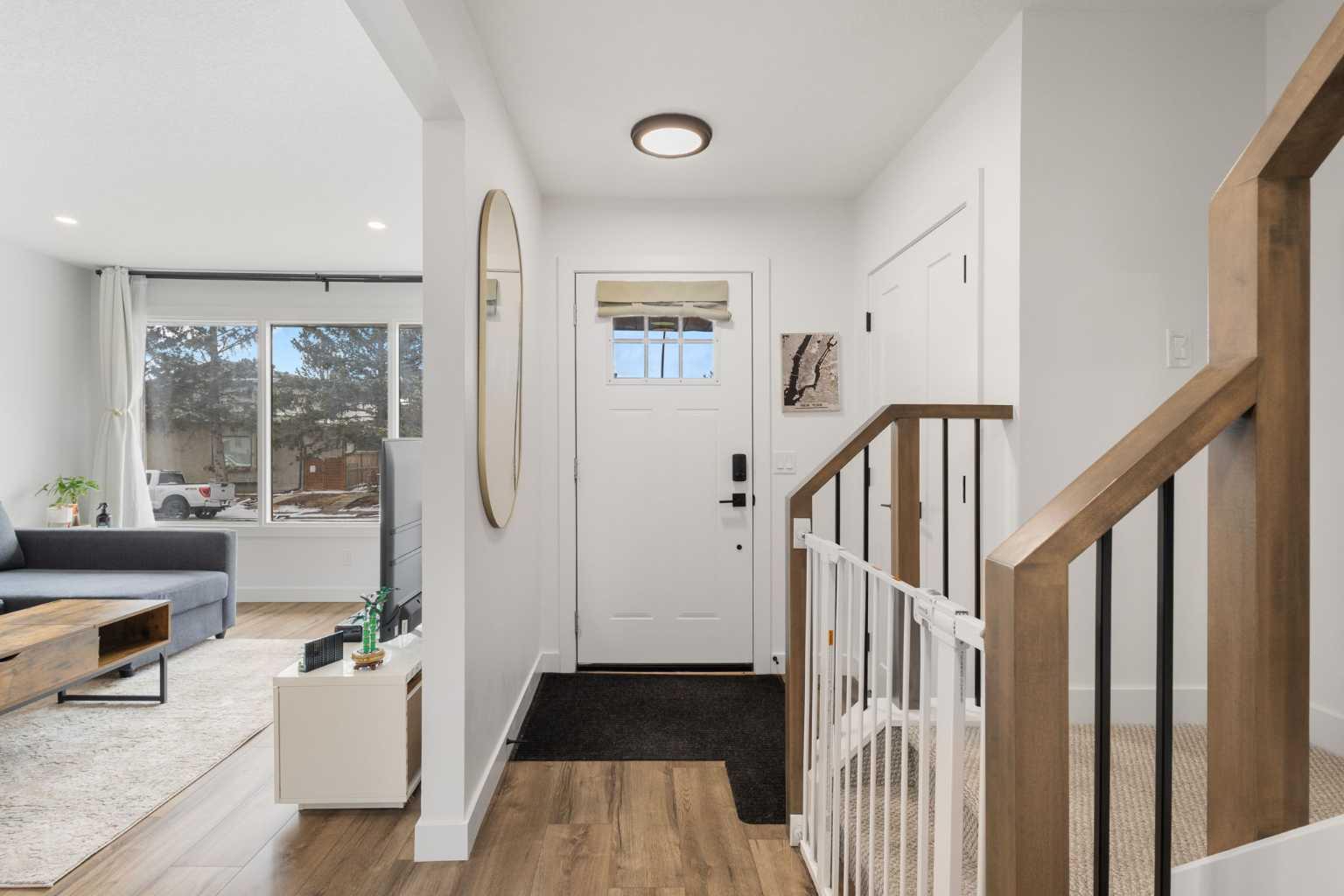 110 Cedarwood Hill SW