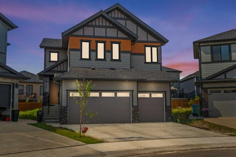 Photo of 34 South Shore Bay, Chestermere, AB T1X 2S1 (MLS # A2331523)