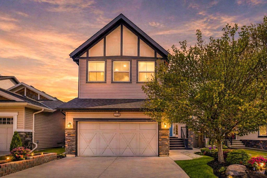 Photo of 1319 Kings Heights Road SE, Airdrie, AB T4A 0E6 (MLS # A2305183)