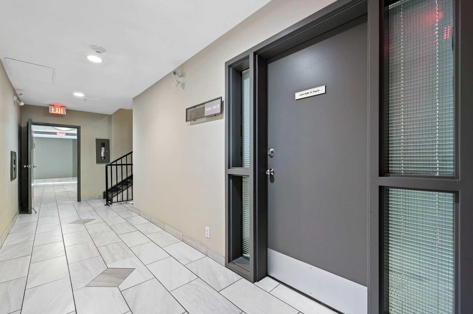 138 18 Avenue SE 104