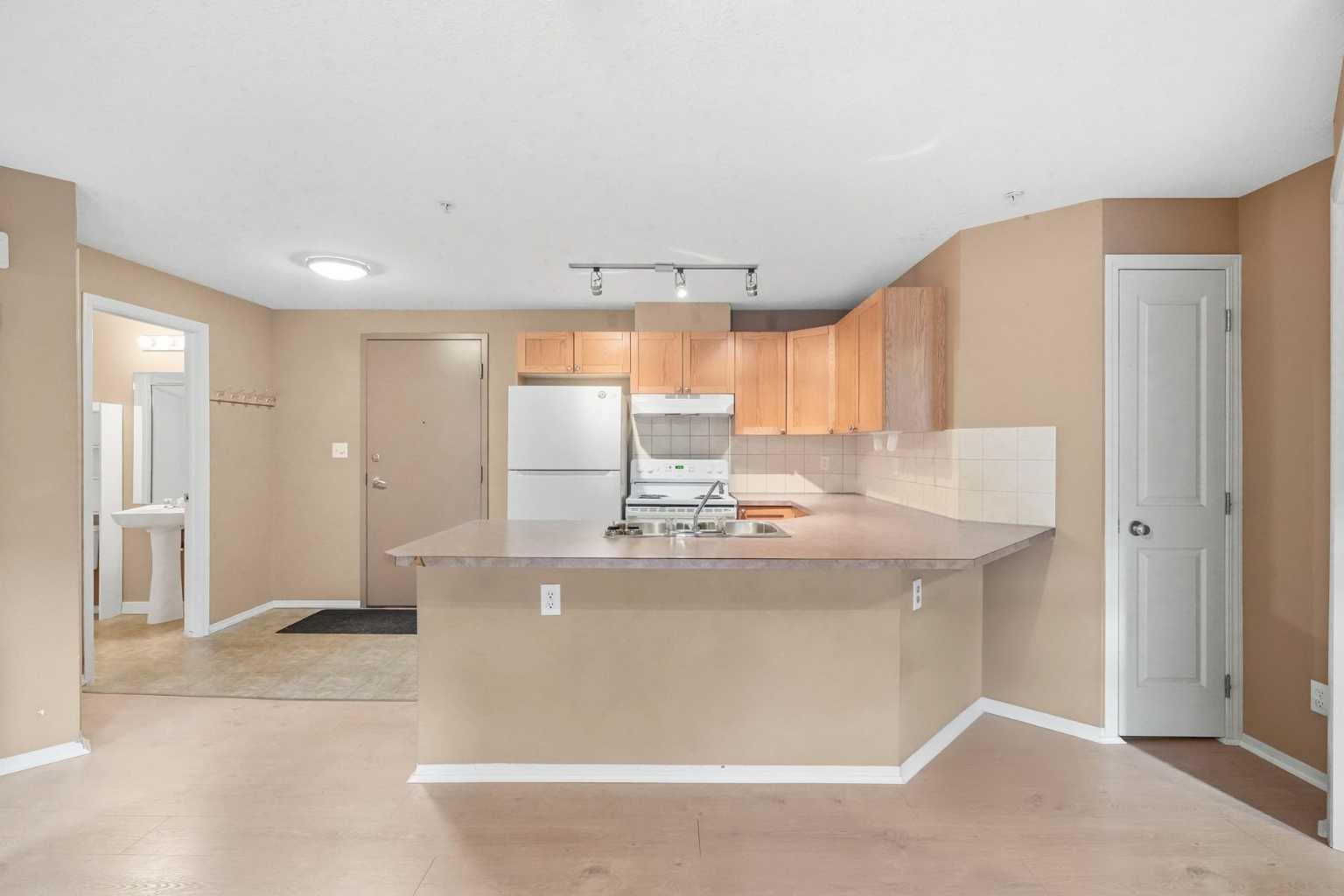 186 Kananskis Way 112