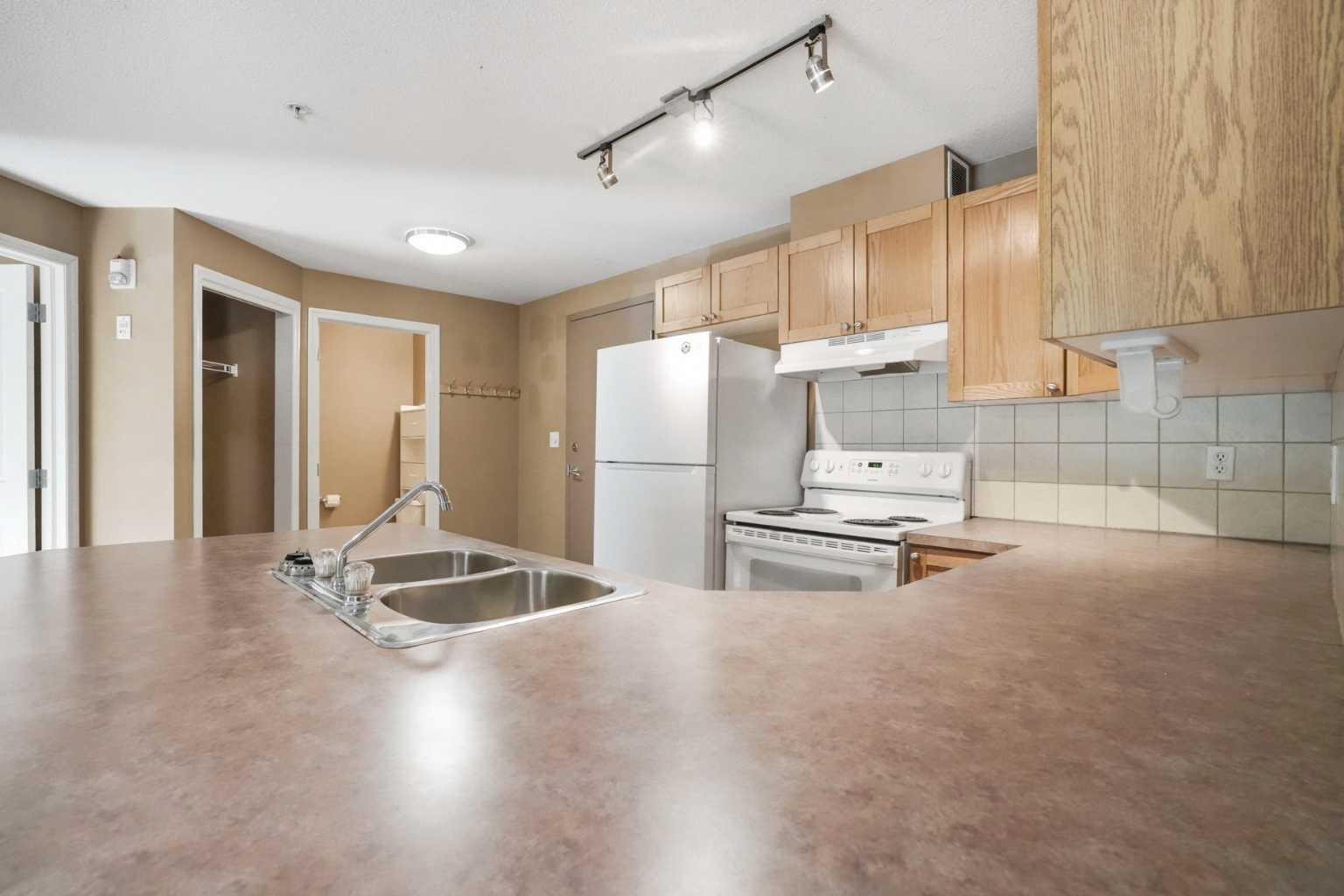 186 Kananskis Way 112