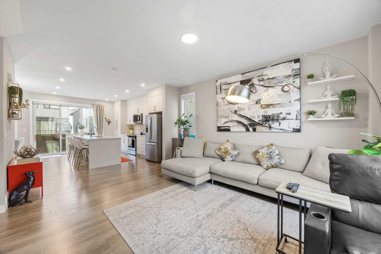 605 Evanston Link NW