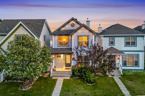 Photo of 14 Tuscany Springs Rise NW, Calgary, AB T3L 2S2 (MLS # A2233060) Photo of 14 Tuscany Springs Rise NW, Calgary, AB T3L 2S2 (MLS # A2233060)