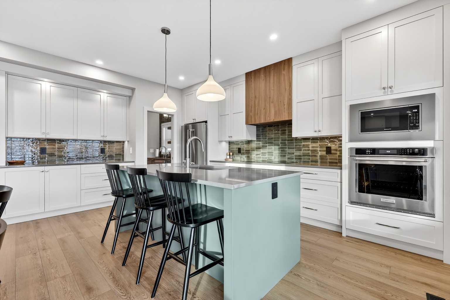 24 Napoleon Meadows Way