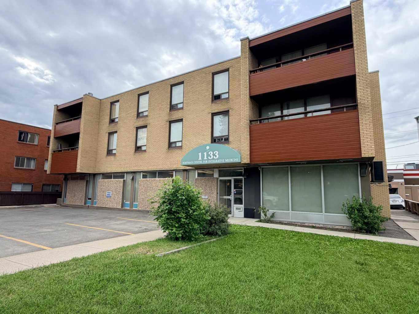1133 17 Avenue 1-10